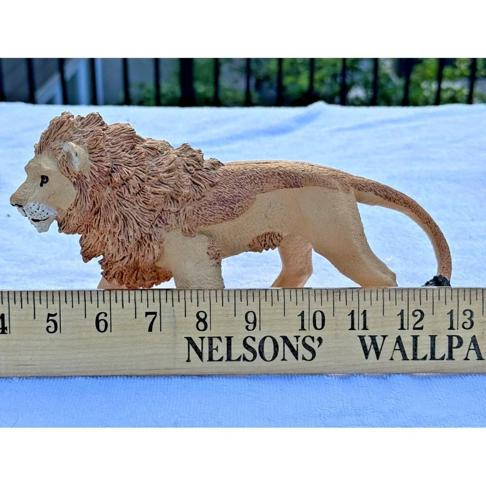 Safari Ltd Male Lion Figure Wildlife Animal Toy Figurine Realistic Big Cat